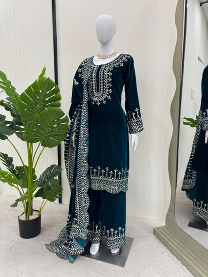 Sequins Work Kurta Set in Velvet