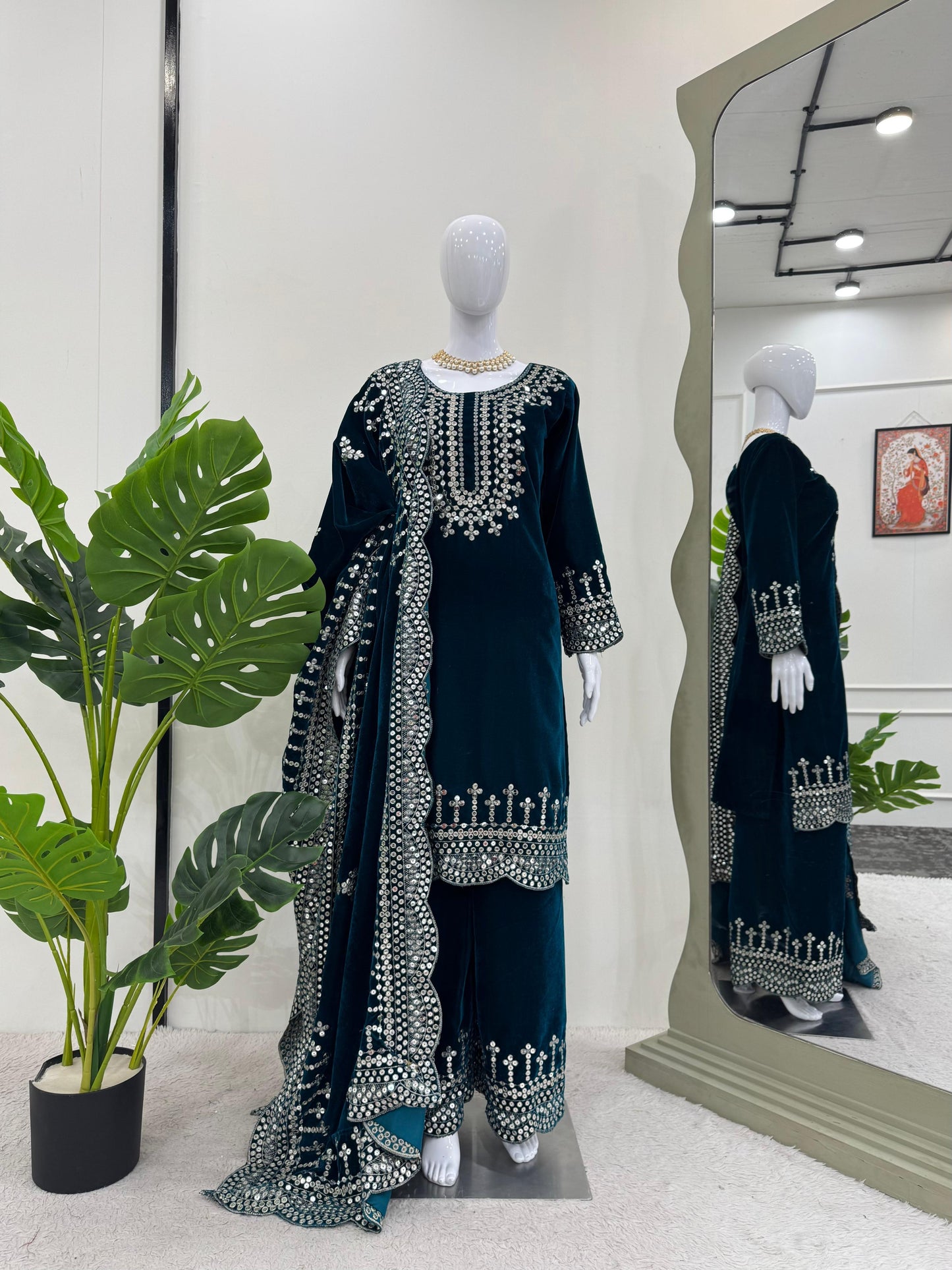 Sequins Work Kurta Set in Velvet