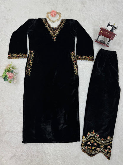 Velvet Kurta Set with Pockets