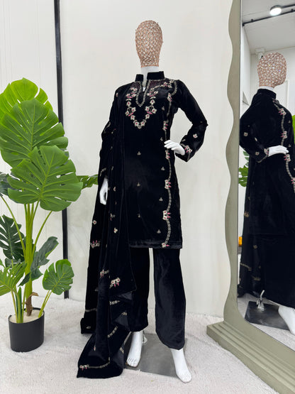 Embroidered Velvet Kurta Set