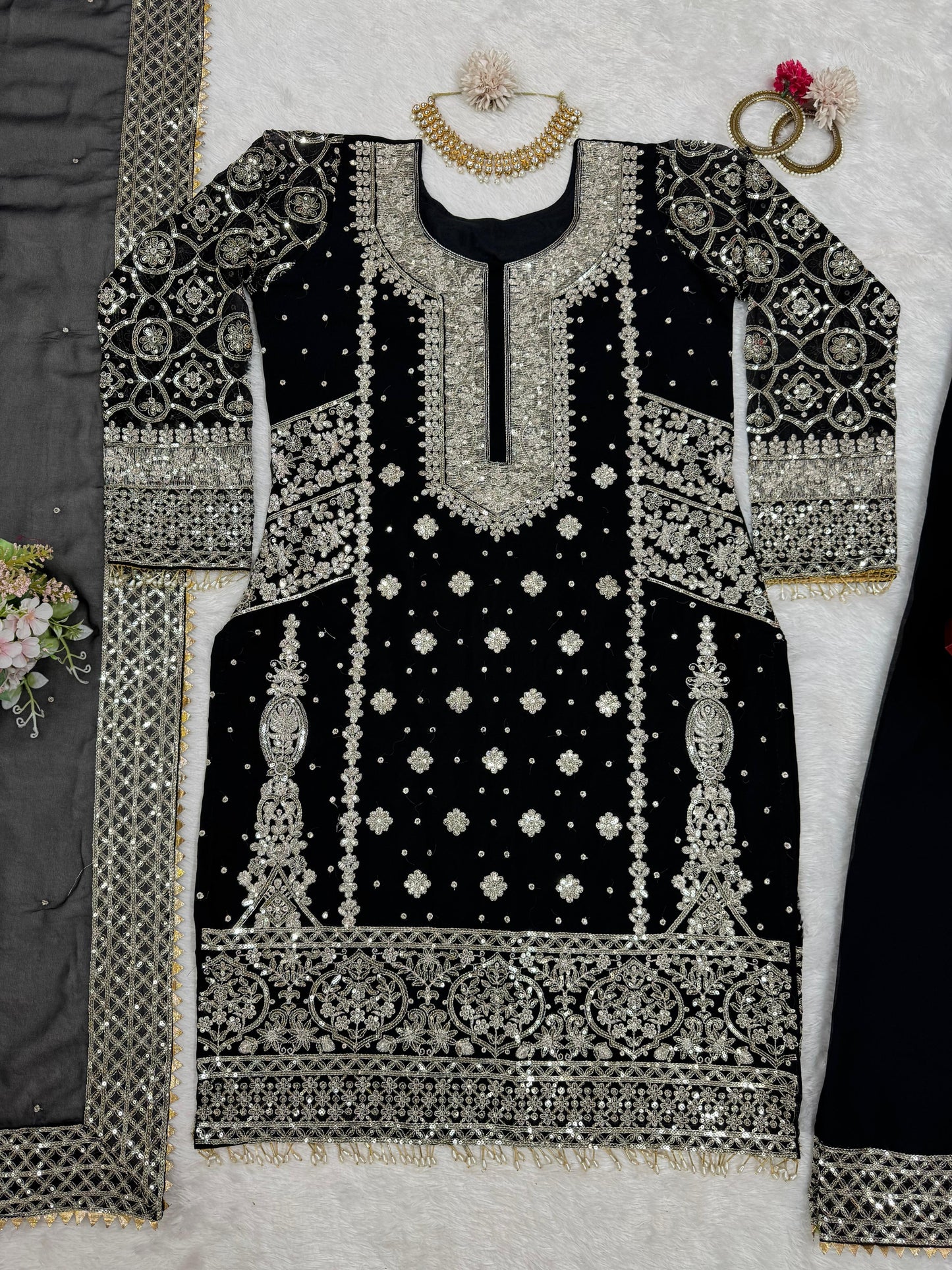 Embroidered Kurta Set