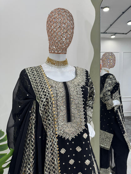 Embroidered Kurta Set