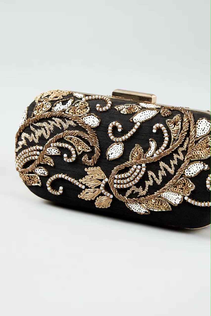 Embroidered Clutch (Black)