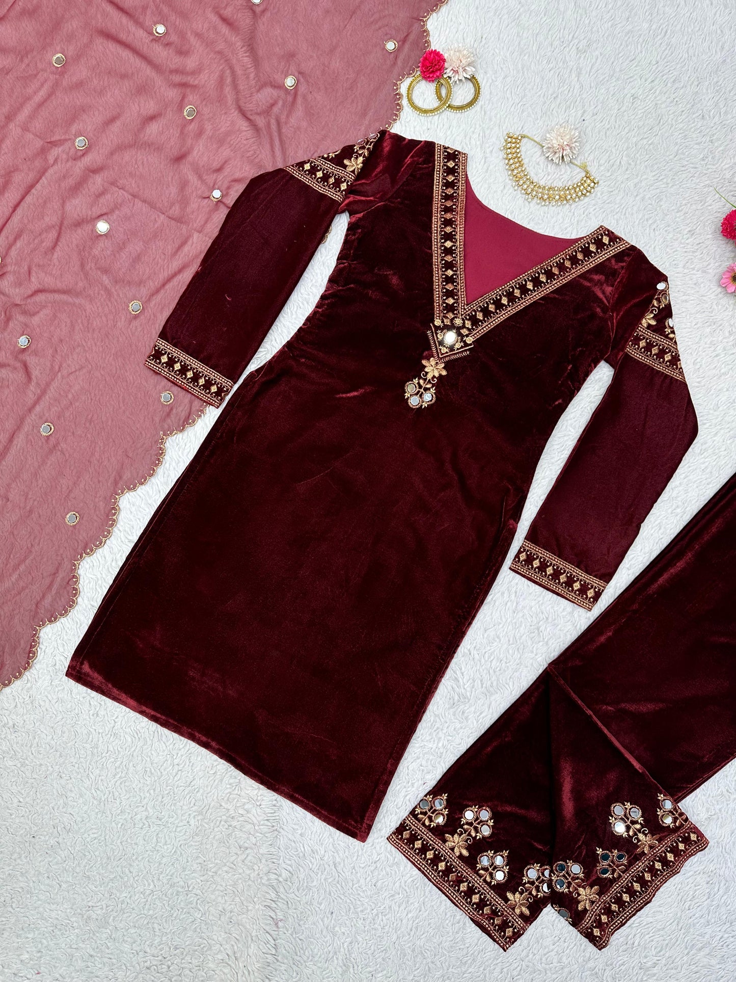 Alia Bhatt Inspired Velvet Kurta Set