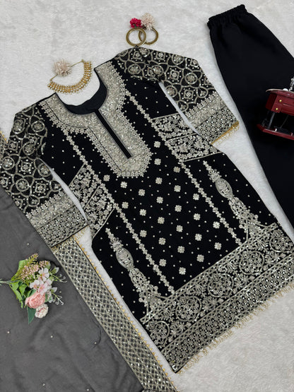 Embroidered Kurta Set