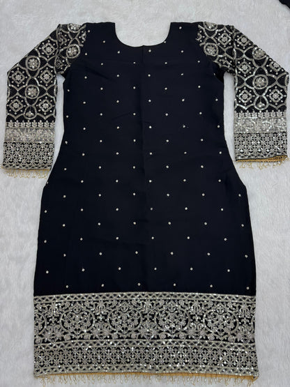 Embroidered Kurta Set