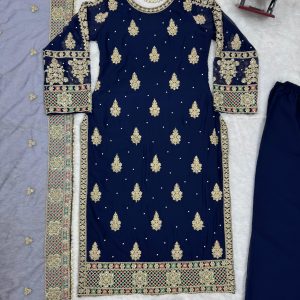 Bridal Kurta Set - Image 28