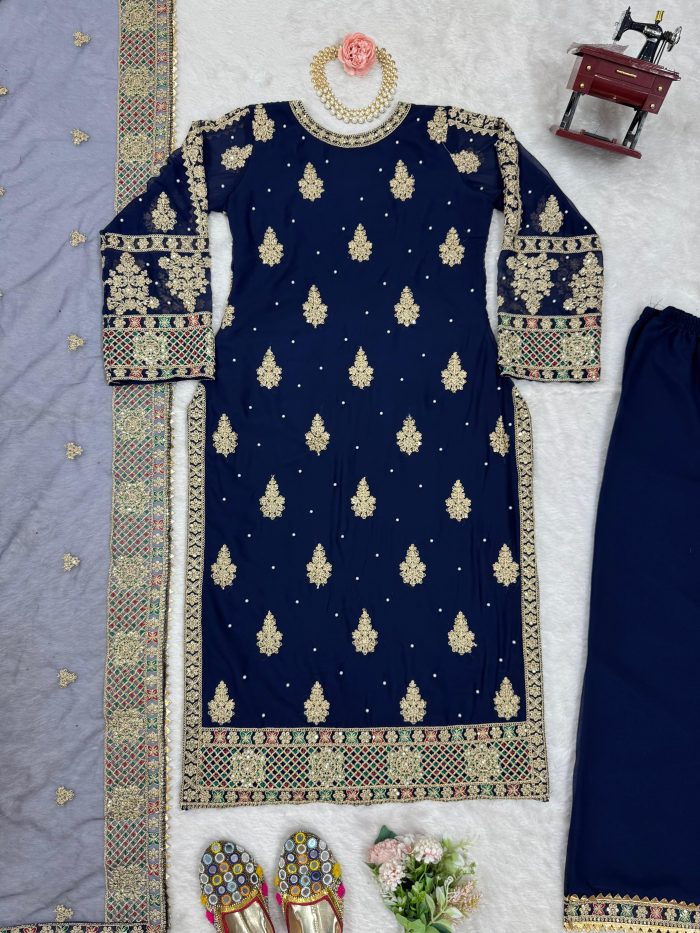 Bridal Kurta Set - Image 28