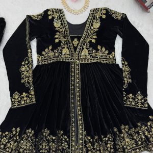 Velvet Slit Peplum Kurta Palazzo Set - Image 8