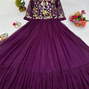 Thread and Sequins Work Anarkali - Image 5