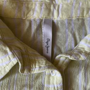 Pepe Jeans Crop Shirt - Image 6