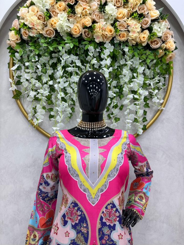 Karachi Work Kurta Sharara Set - Image 2