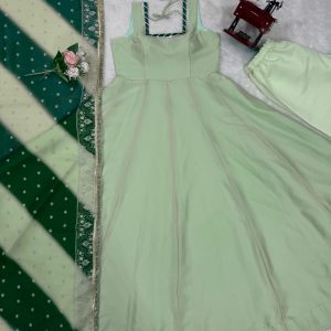 Mehendi Special Anarkali Suit - Image 8