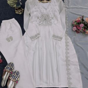 Basic Kurta Set - Image 2