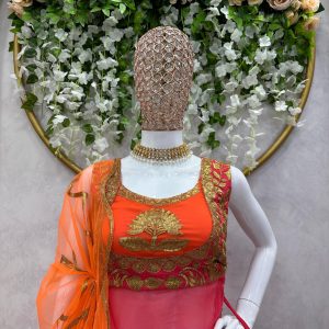 Thread and Sequins Work Sharara Set - Image 2