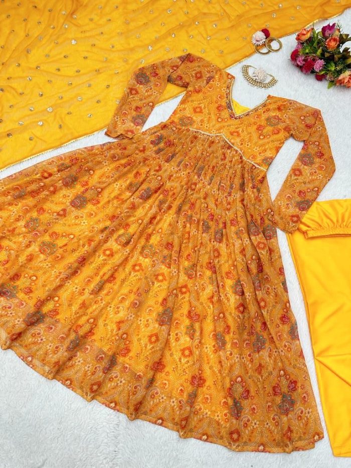 Alia Cut Kurta Set - Image 5
