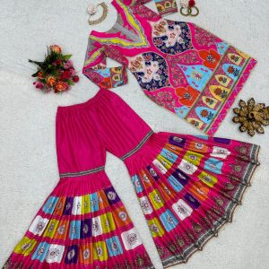 Karachi Work Kurta Sharara Set - Image 9