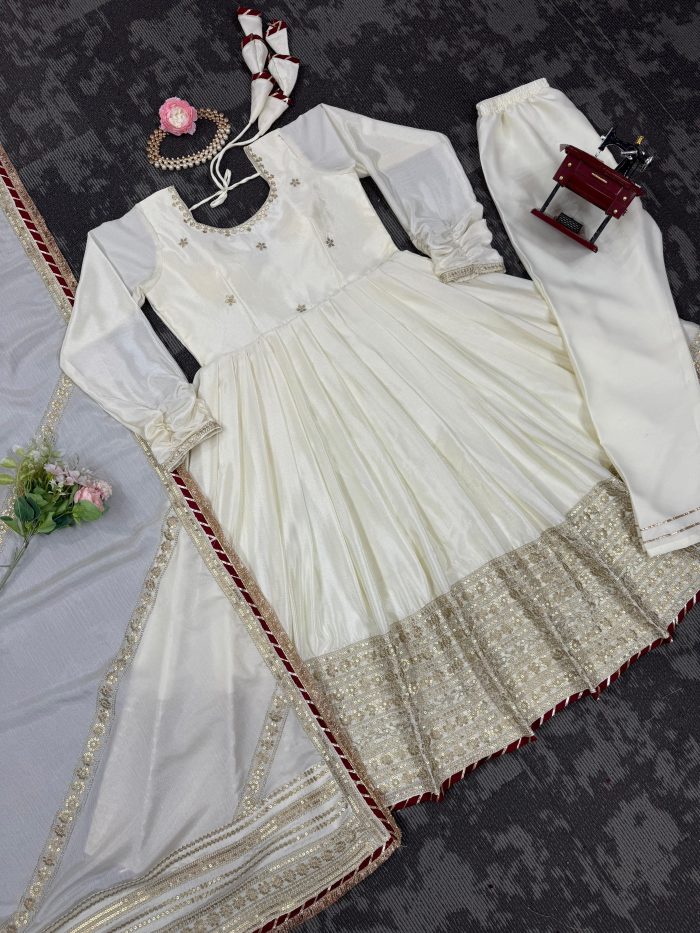 Pretty Anarkali Set - Image 4