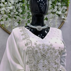 Basic Kurta Set - Image 5