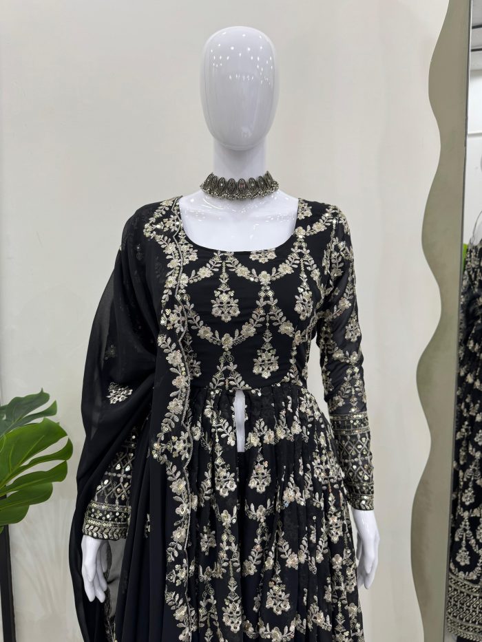 Front Slit Anarkali Set - Image 3