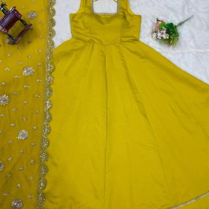 Anarkali Set - Image 5