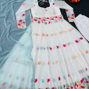 Embroidered Anarkali Set - Image 4