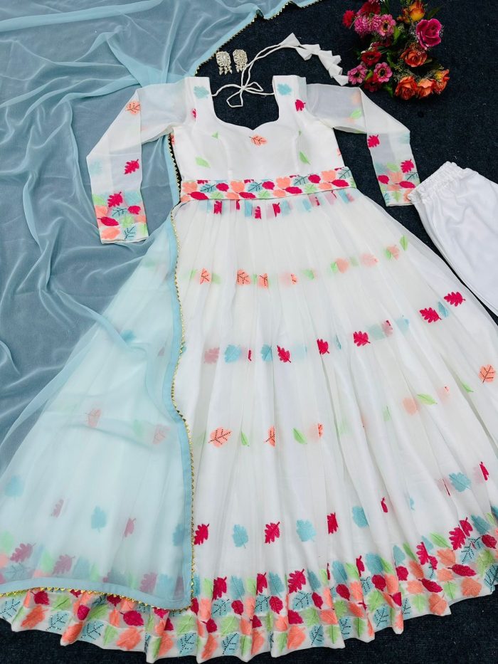 Embroidered Anarkali Set - Image 4