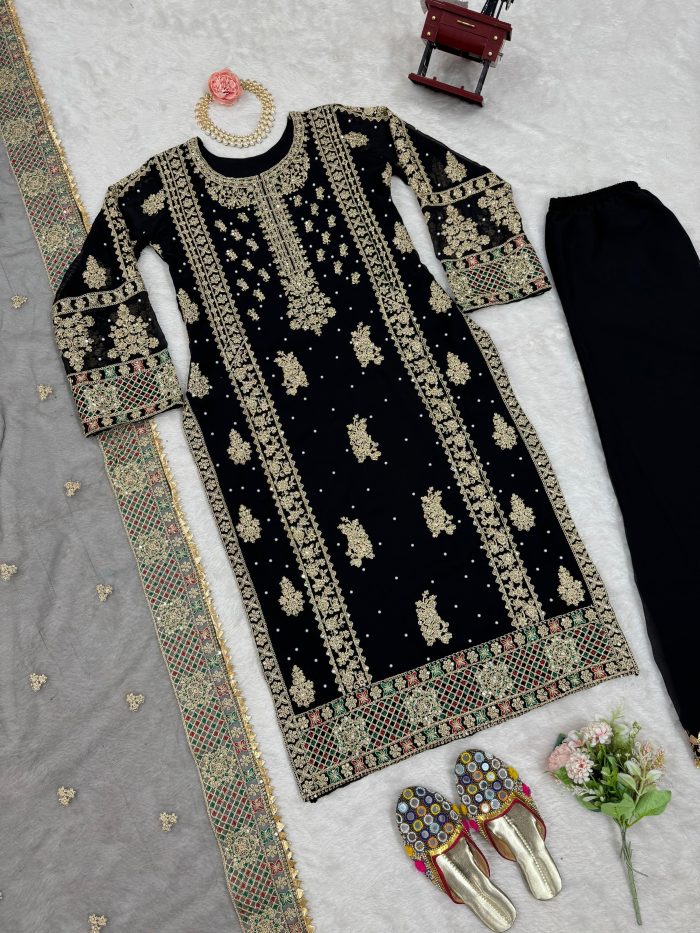 Bridal Kurta Set - Image 11