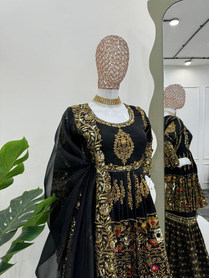 Black Gold Gharara Set - Image 4