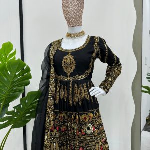 Black Gold Gharara Set - Image 5