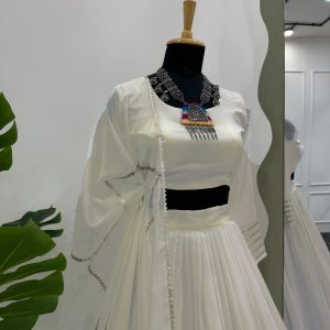 The Ivory Lehenga Set - Image 5