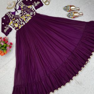 Thread and Sequins Work Anarkali - Image 4