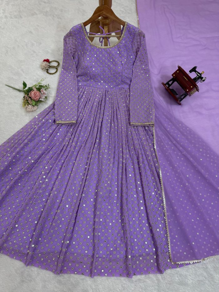 Thread work Anarkali Set - Image 5