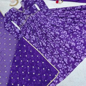 Alia Cut Suit Set