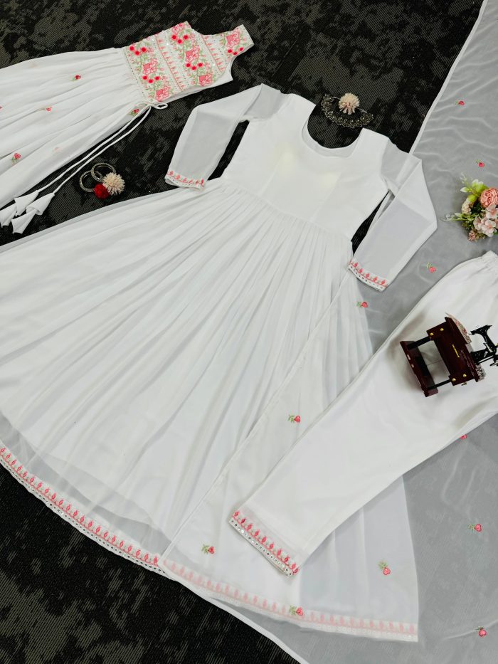 Anarkali Set with Shrug - Image 3
