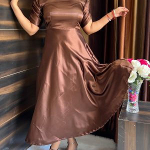 Ruched Sleeve Satin Dress - Image 8