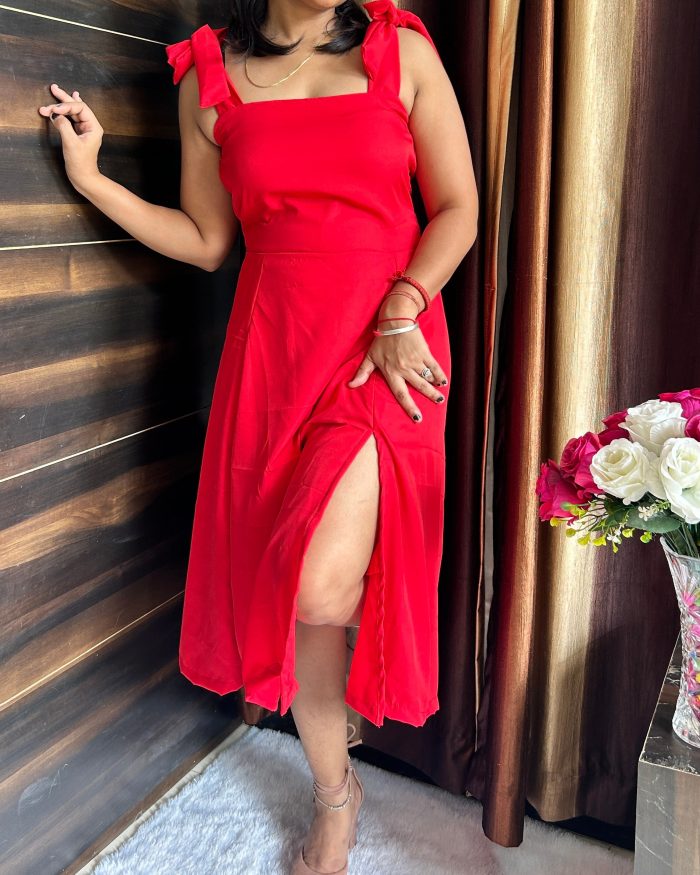 Shoulder Knot Side Slit Dress