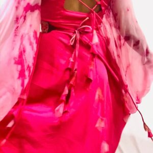 Balloon Sleeves Satin Dress with Waist Belt - Image 3