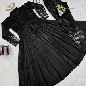 Front Slit Anarkali Pant Set - Image 15