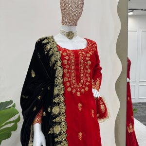 Velvet Sharara Set - Image 21