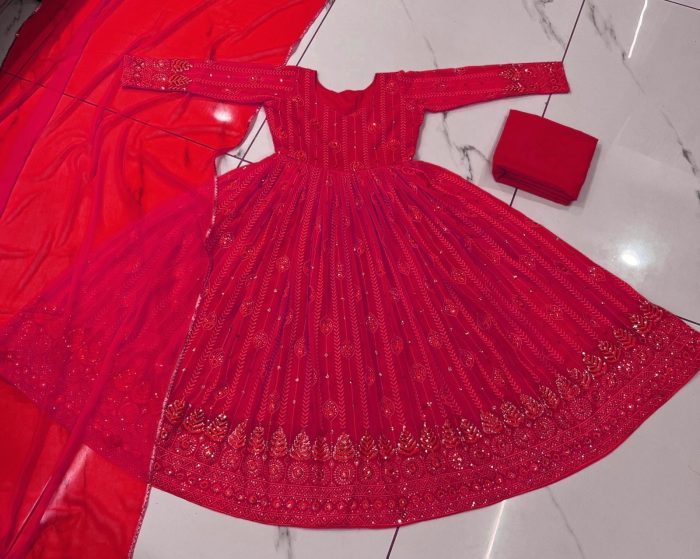 Pretty Red Anarkali Set - Image 3