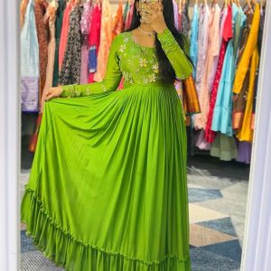 Thread and Sequins Work Anarkali - Image 8