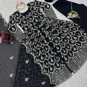 Front Slit Anarkali Set - Image 7