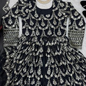Front Slit Anarkali Set - Image 10