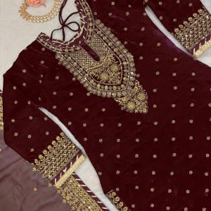 Designer Kurta Set in Velvet - Image 8