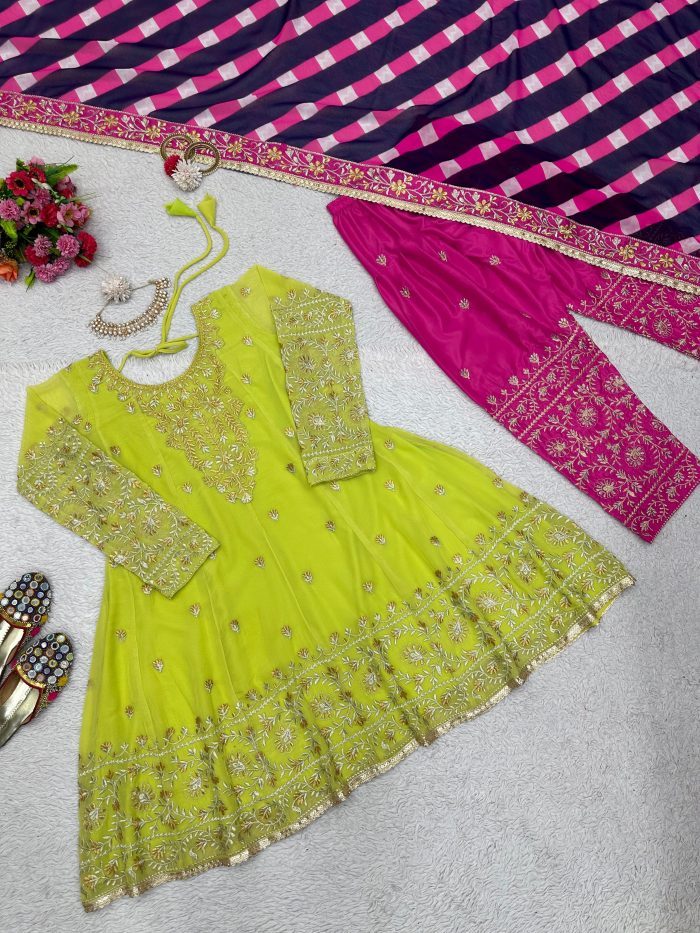 Aditi Rao Inspired Kurta Set - Image 10