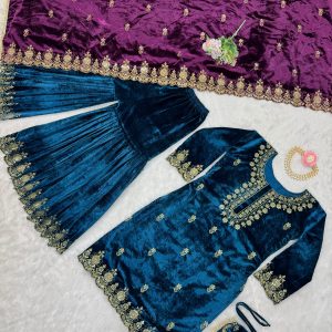 Velvet Sharara Set - Image 16