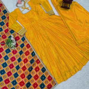 Haldi Special Anarkali Kurta Set - Image 9