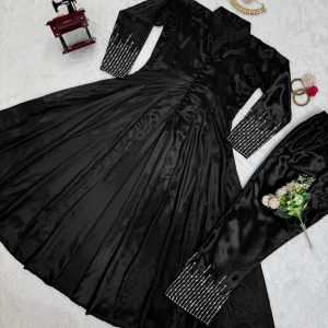 Front Slit Anarkali Pant Set - Image 12