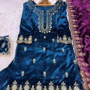 Velvet Sharara Set - Image 15